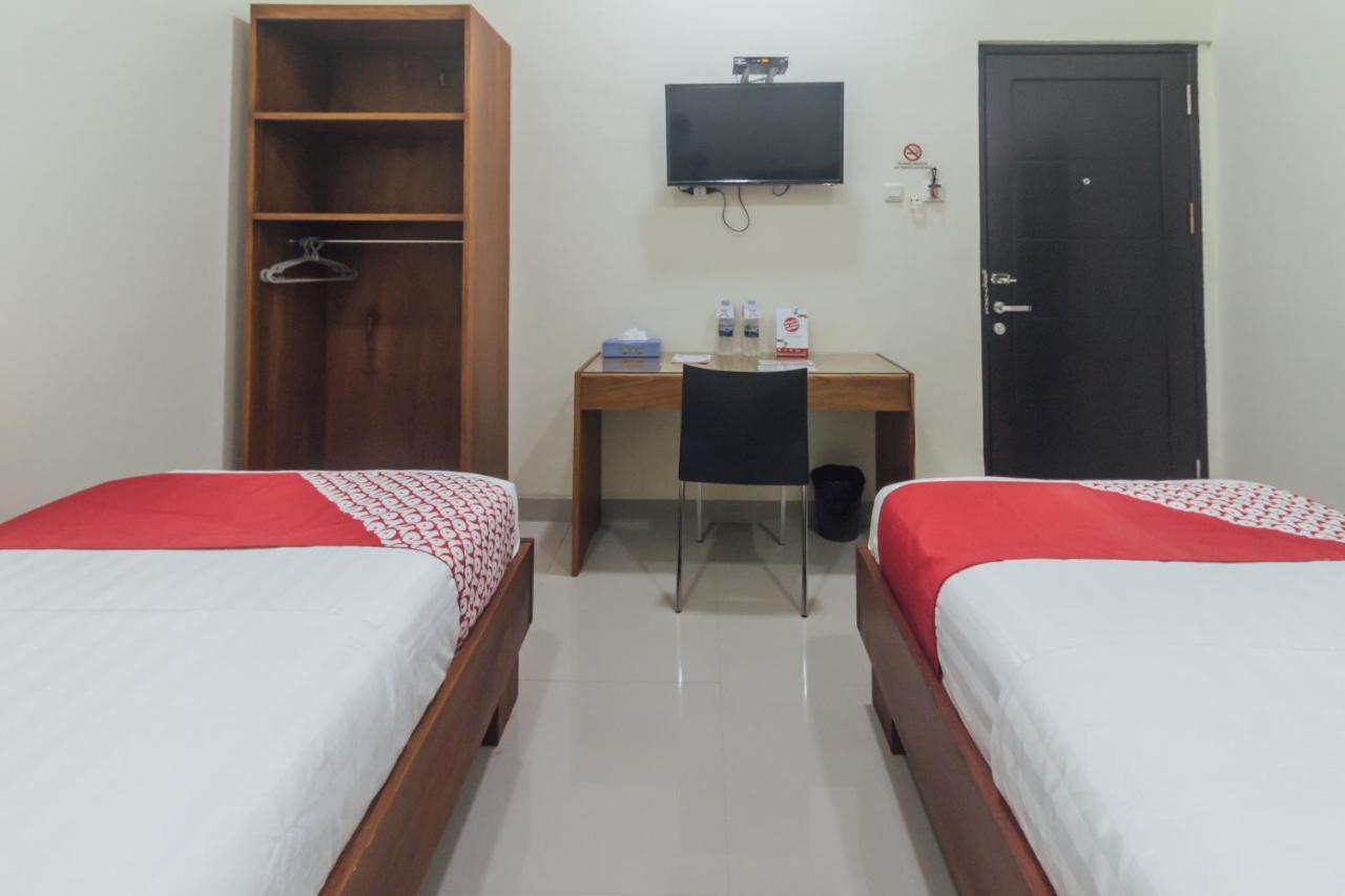 Clean & Comfort Homestay Ambon Dış mekan fotoğraf