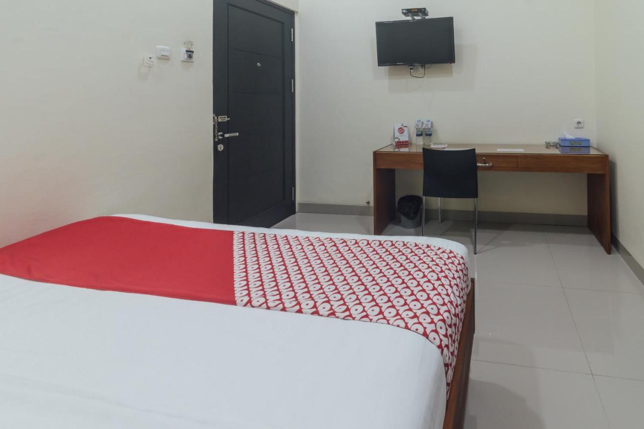 Clean & Comfort Homestay Ambon Dış mekan fotoğraf