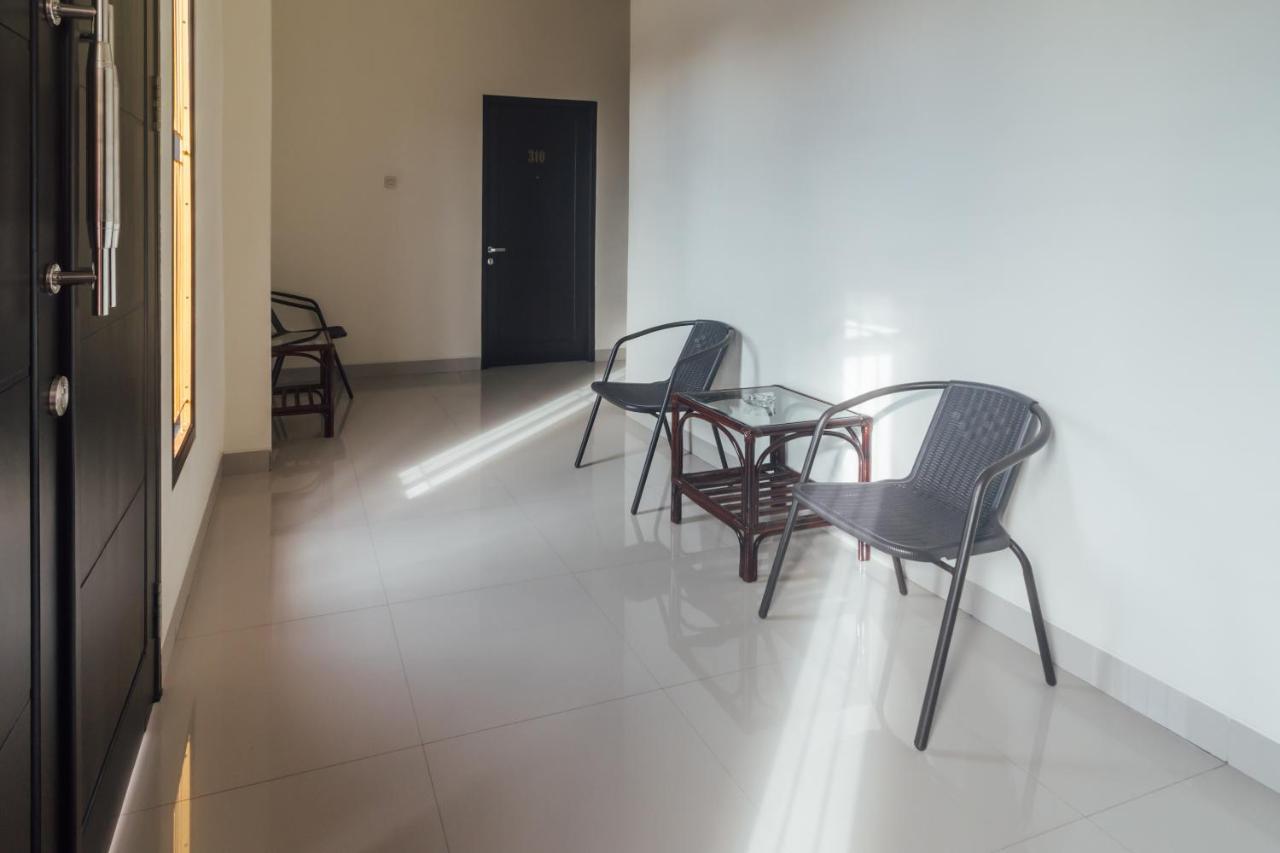 Clean & Comfort Homestay Ambon Dış mekan fotoğraf