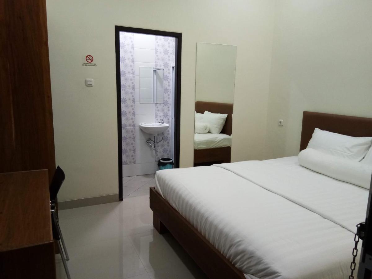 Clean & Comfort Homestay Ambon Dış mekan fotoğraf